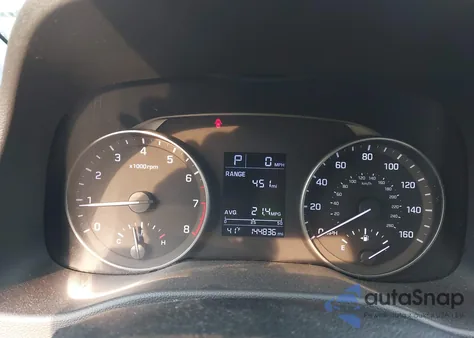 2017 Hyundai Elantra Se из США, поврежденный, VIN KMHD84LF4HU161937